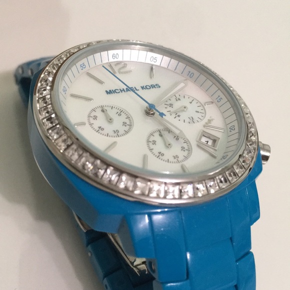 Michael Kors funky blue oversized watch - Picture 3 of 6